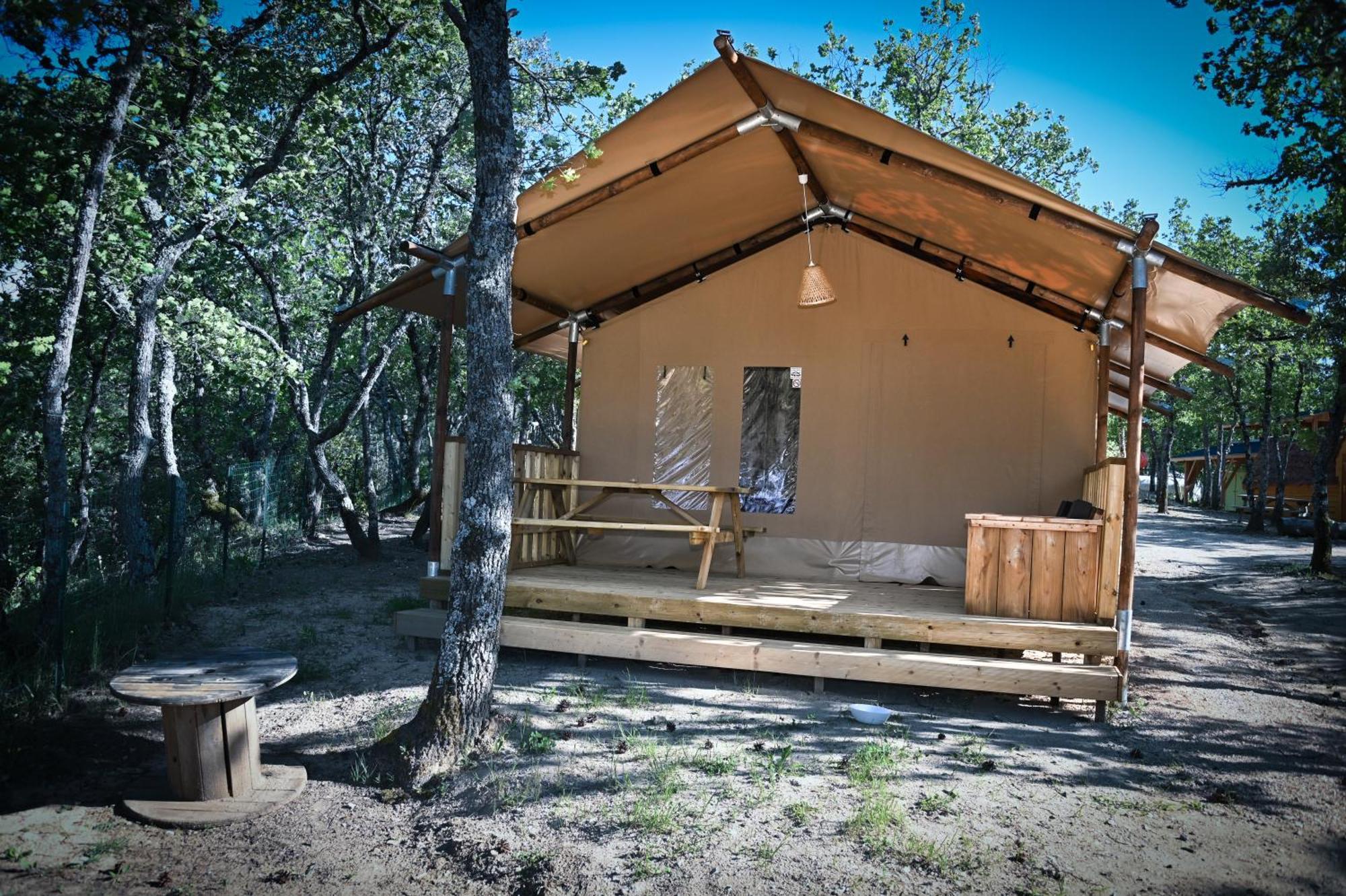 Camping Le Colorado Rustrel Exterior foto
