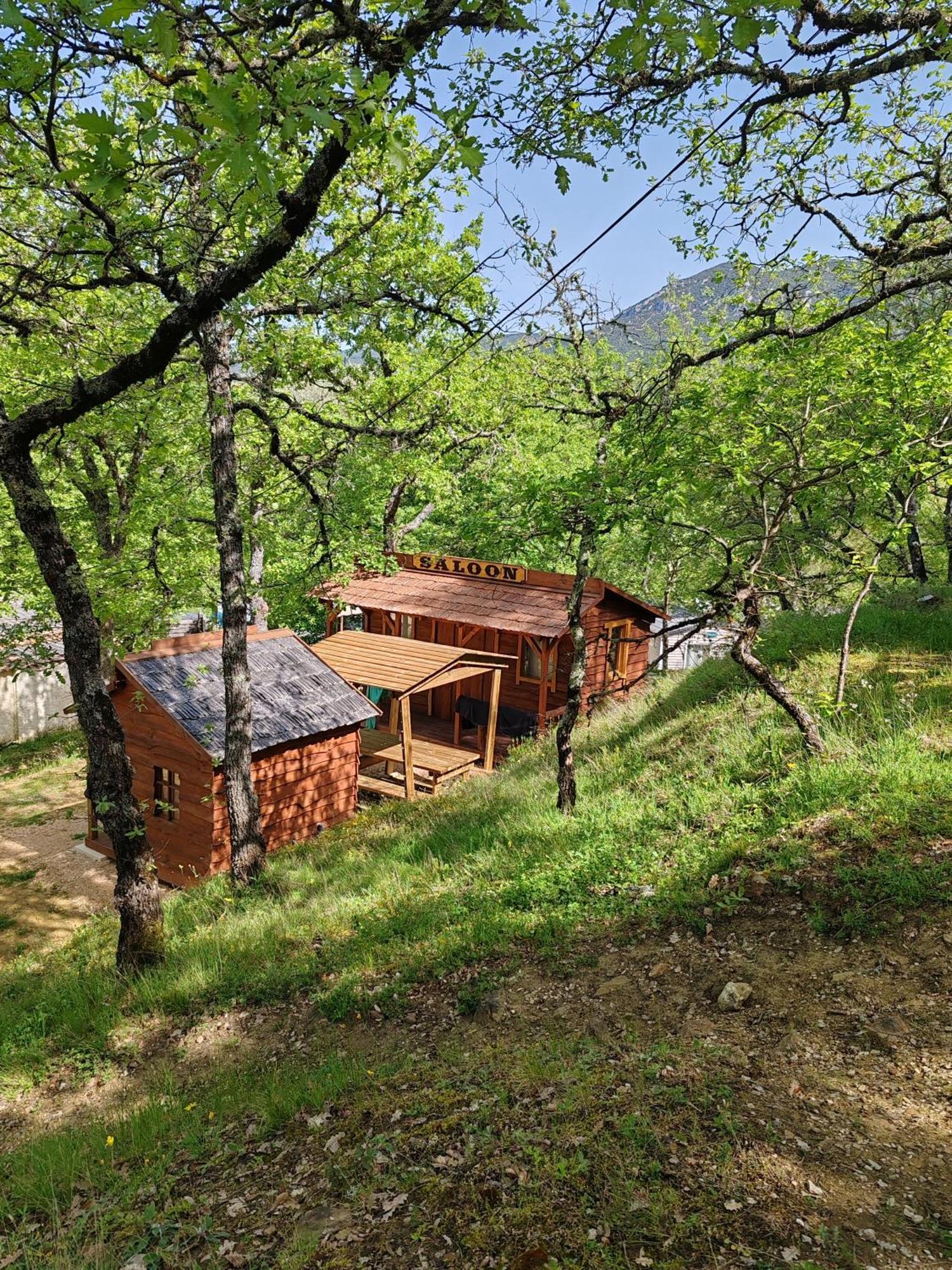 Camping Le Colorado Rustrel Exterior foto